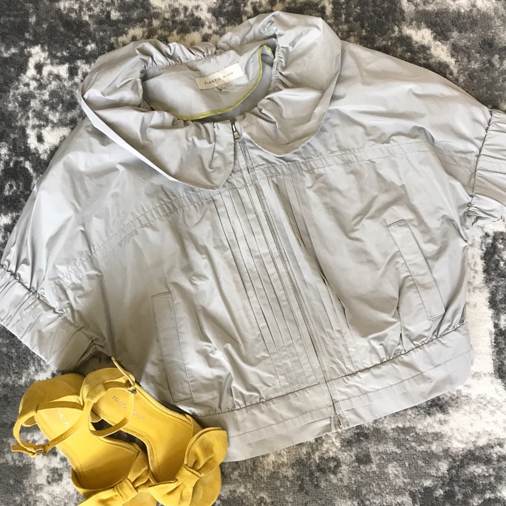 Plastic Island Short sleeve jacket